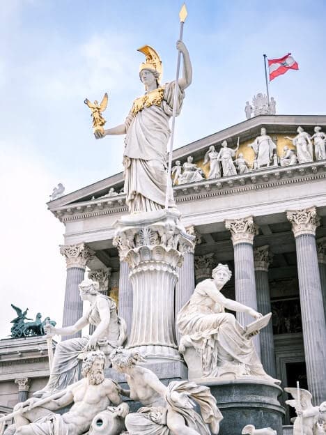 Flights to Vienna (VIE)